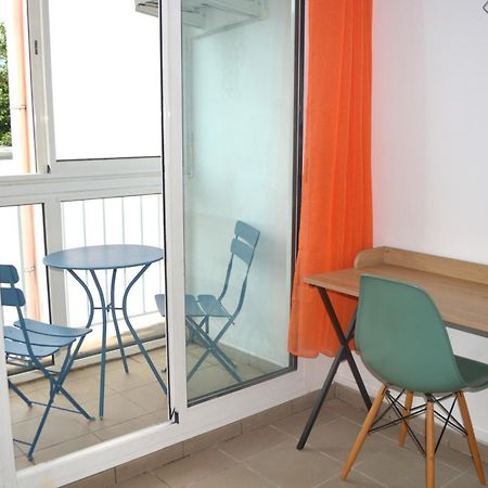 Comme Chez Soi - Studio Tout Equipe - By Sister Home Saint-Denis Exterior foto