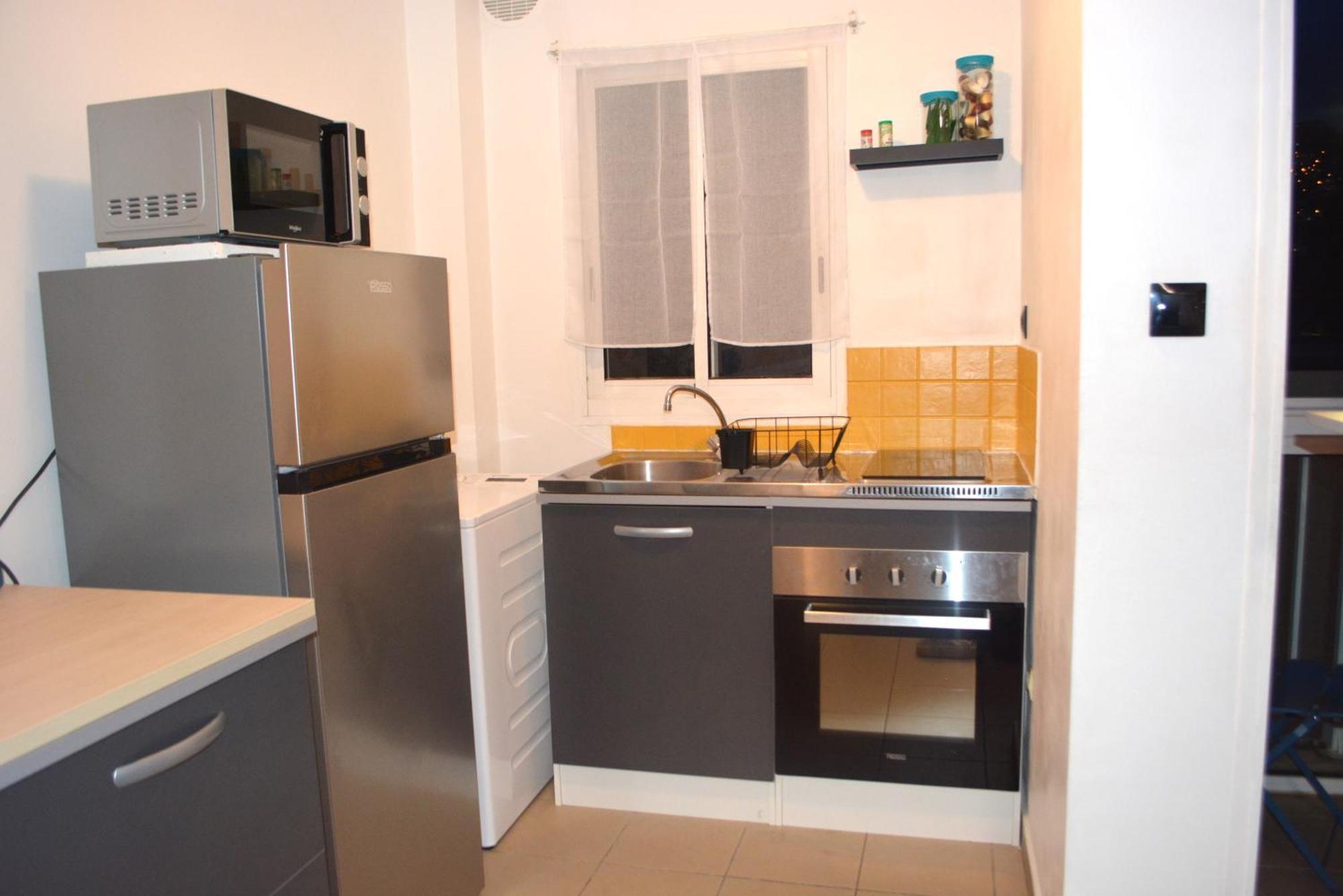 Comme Chez Soi - Studio Tout Equipe - By Sister Home Saint-Denis Exterior foto
